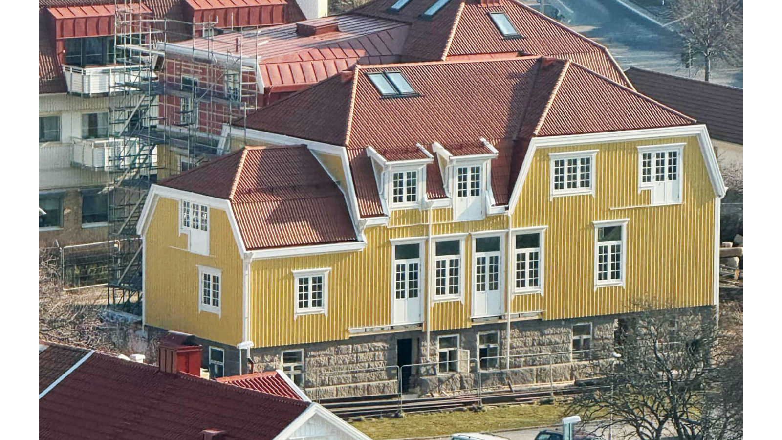 Drönarvy över fastigheten